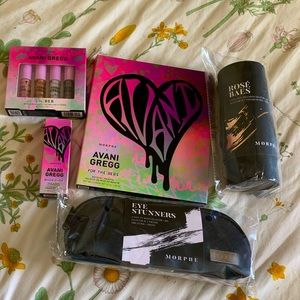 BRAND NEW Avani Gregg makeup bundle